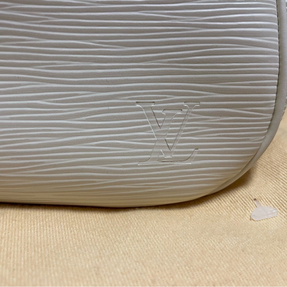 Louis Vuitton passy tote